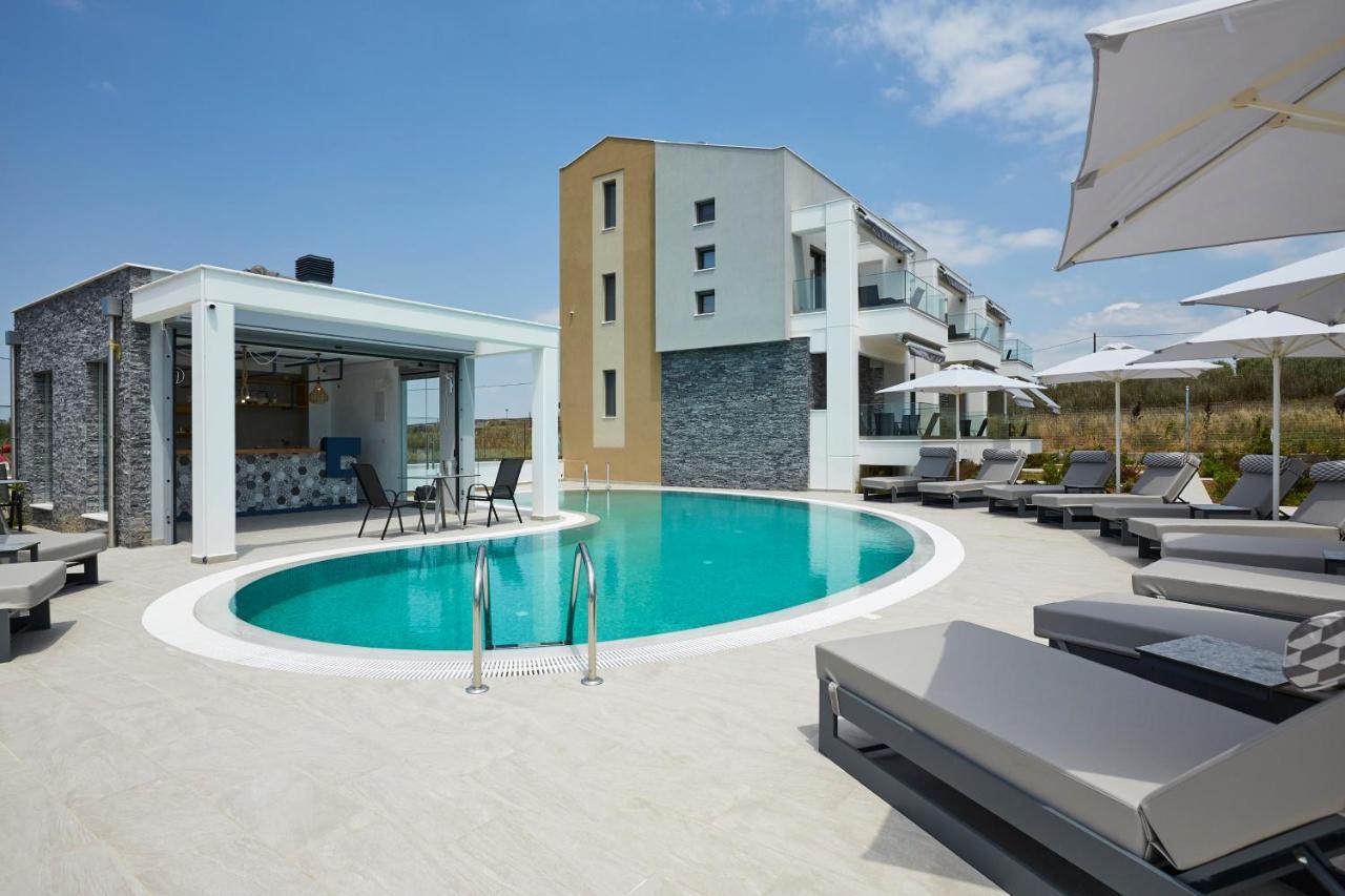 Greystone Suites Paralia Dionysiou Exterior foto